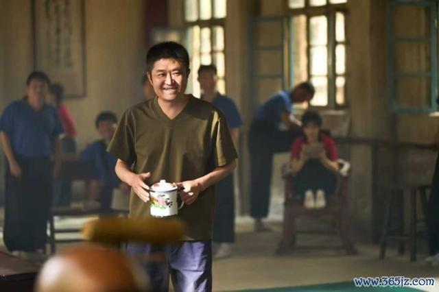 苗阜:被我方的演绎感动到了 何大锤扮装深入东谈主心